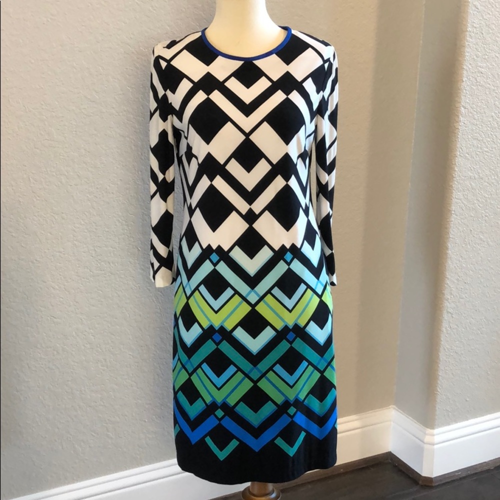 Beautiful geometric print dress